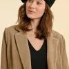 Beret with Star - Black
