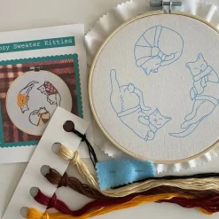 Cozy Sweater Kitties Craft Diy Embroidery Kit