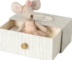 Dancing Mouse in Daybed - Little Sister
