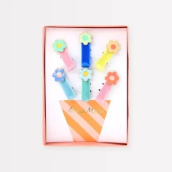 Enamel Daisy Hair Clips (x 6)