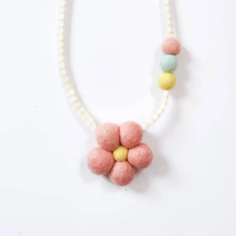 Flower Power Wool Necklace (two colors)