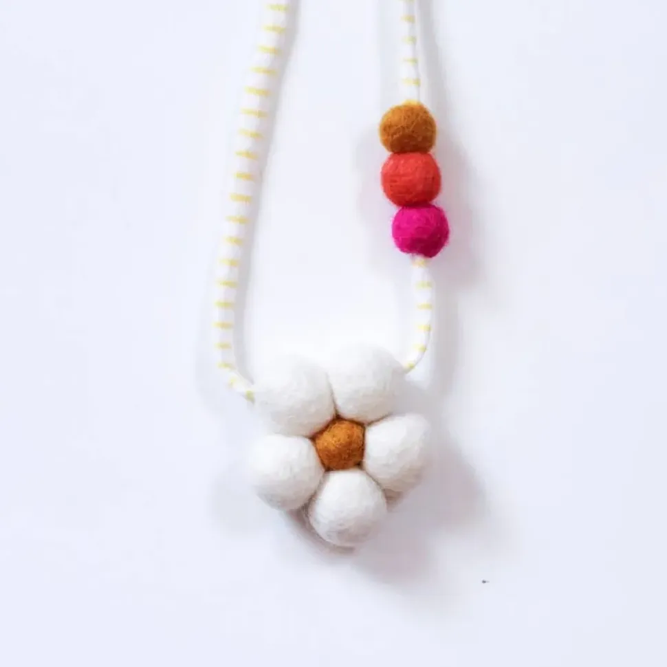 Flower Power Wool Necklace (two colors)