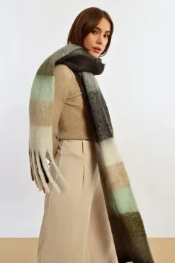 Fringed Check Scarf - Black/Mint