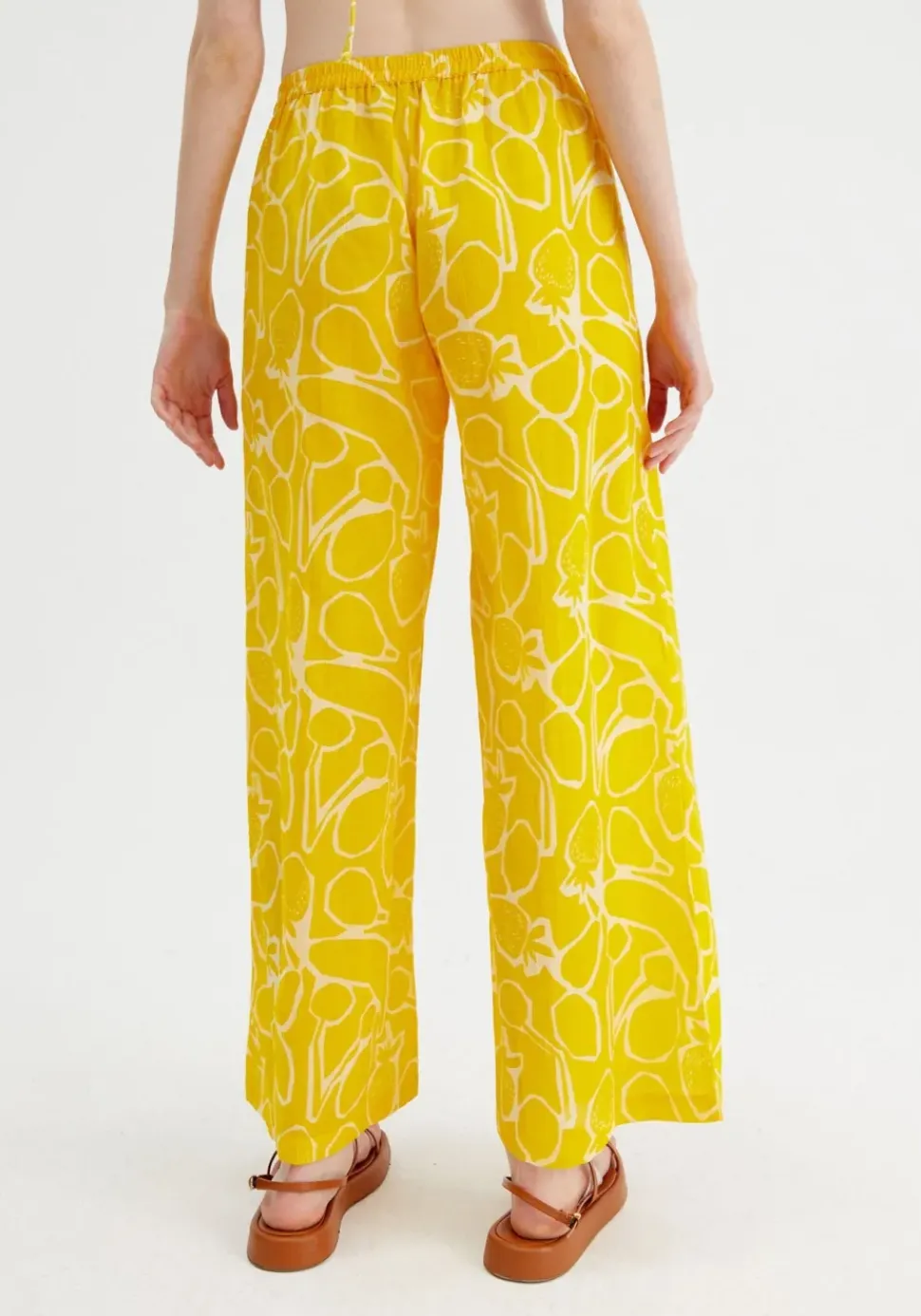 Fruit Print Mid-Rise Trousers