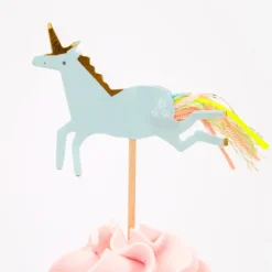 I Believe In Unicorns Cupcake Kit