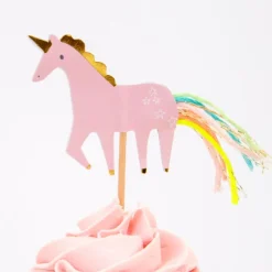 I Believe In Unicorns Cupcake Kit