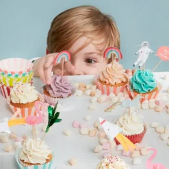 I Believe In Unicorns Cupcake Kit