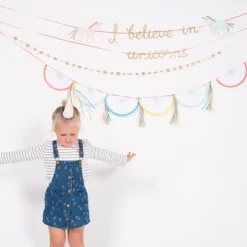 I Believe In Unicorns Garland