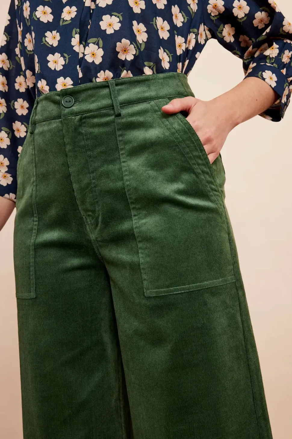 Nora Cropped Trouser - Green