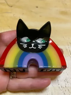 Rainbow Cat Claw