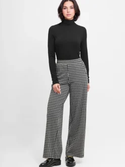 Relaxed Rhythm Trouser