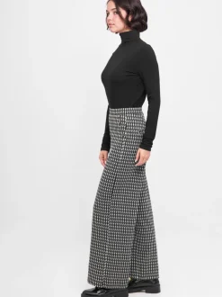 Relaxed Rhythm Trouser