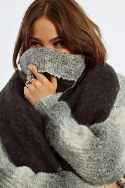 Reversible Scarf - Black