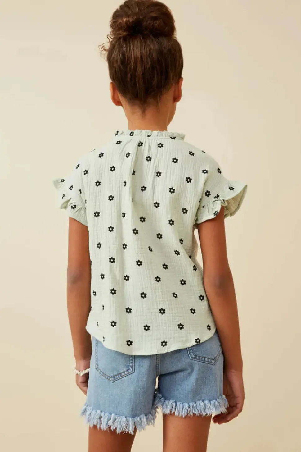 Textured Floral Print Ruffle Collar Shirt