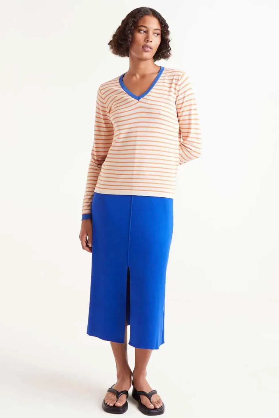 V-Neck Striped Sweater - Orange/White